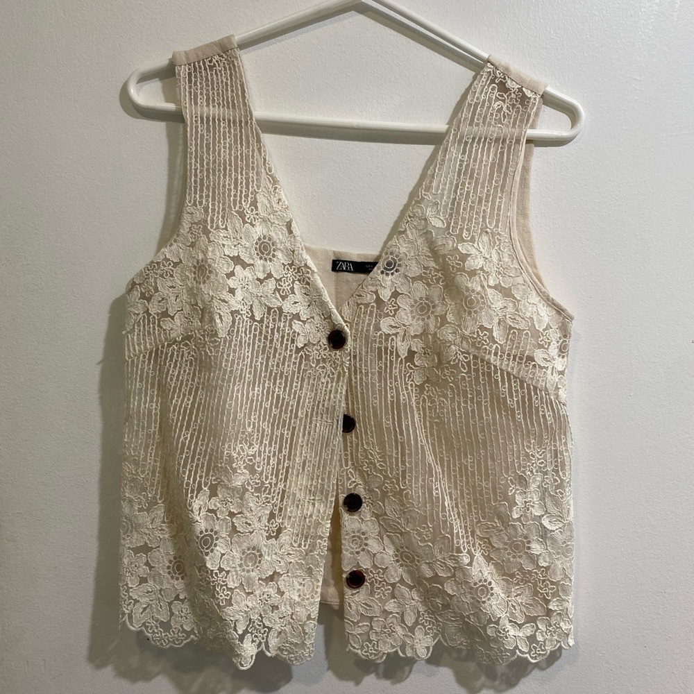 Zara Ivory Lace Vest, Size small